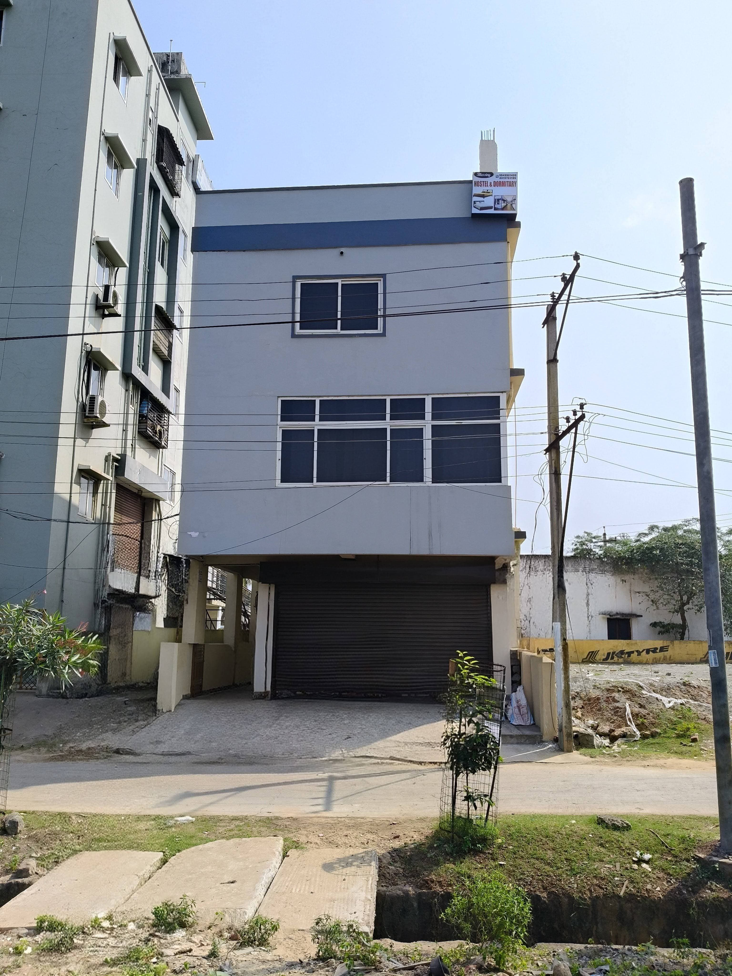Office Space for Rent in Kurmannapalem - image 1